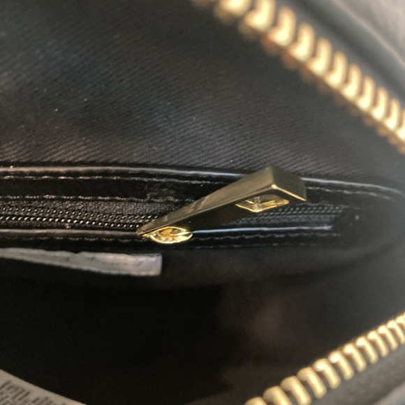 Never Fully Dressed Circle Cross Body Bag Black and White checked - Rare, HTF - Picture 8 of 9